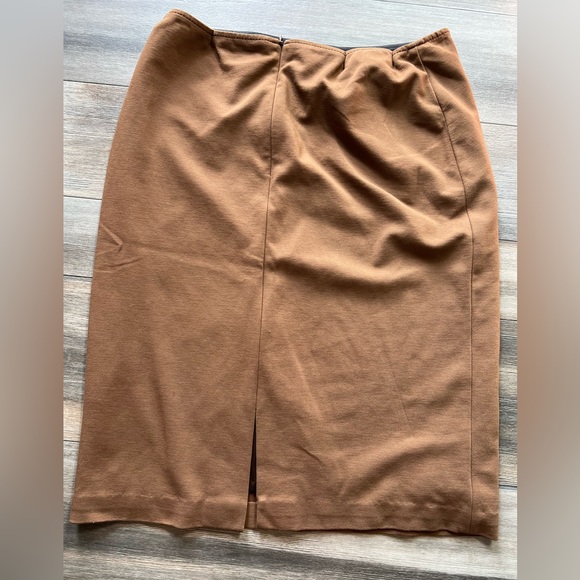 Lafayette‎ 148 Pencil Skirt with Slit- 12 - Picture 4 of 9